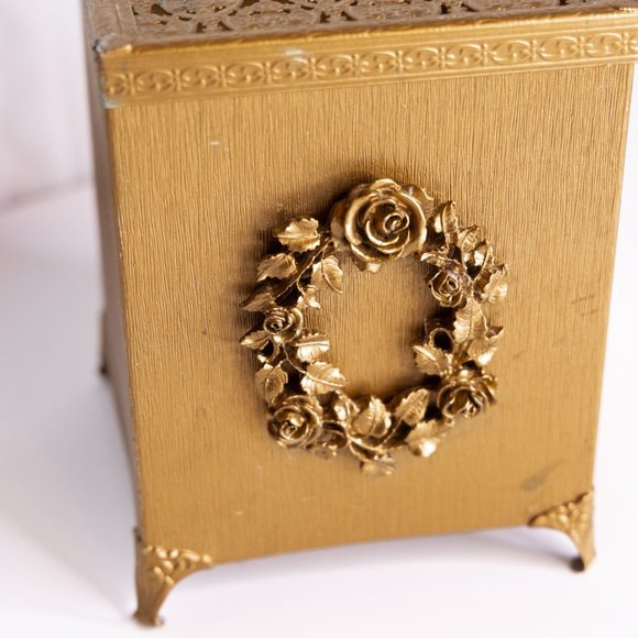 [ SOLD ] Vintage Ormolu Gold Tone Tissue Box Holder Hollywood Regency Style Rose - Picture 6 of 11